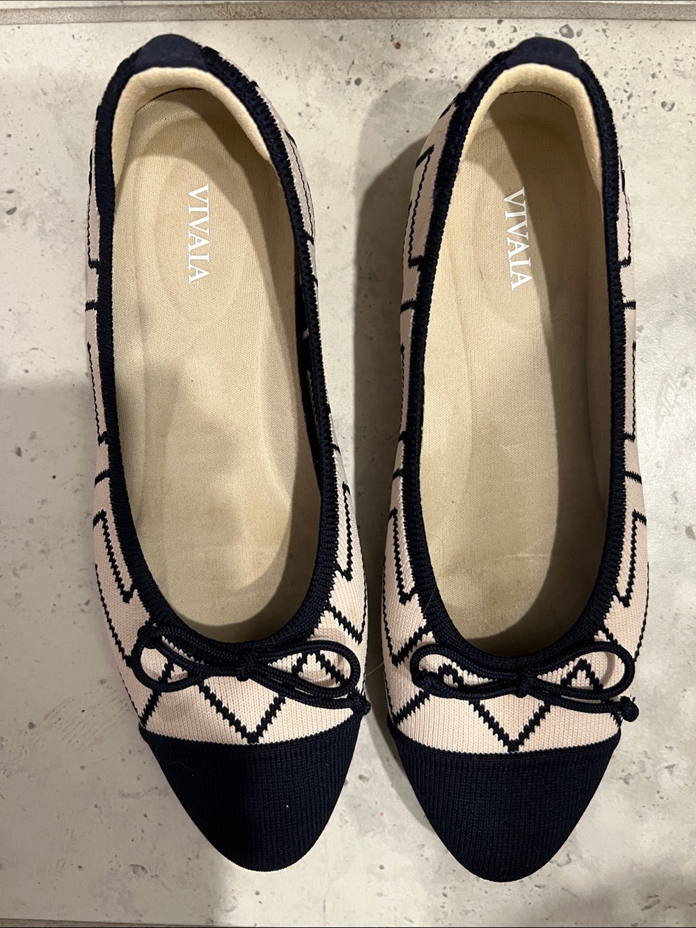 VIVAIA Navy and Cream Knit Ballet Flats with Bow Trim